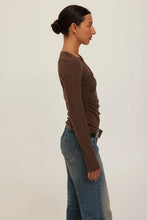 The Harlow Long Sleeve in Dark Mocha