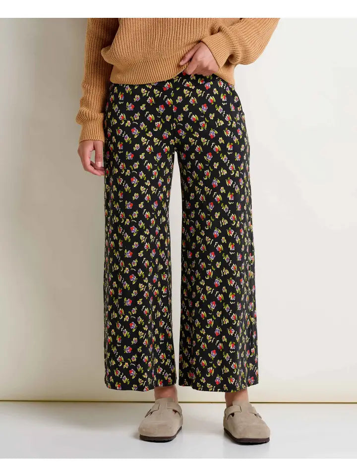 Chaka Wide Leg Crop in Black Pansy