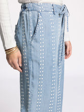 The Natalia Pant in Chambray Daisy