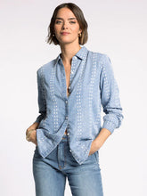 The Natalia Shirt in Chambray Daisy