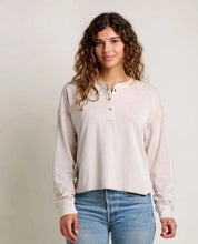 Women's Nord Reversible Long Sleeve Henley in Salt