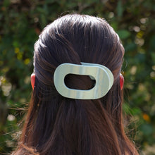 Flat Round Hair Clip | Medium | Dew Drop