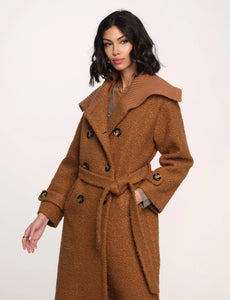 The Kenia Coat in Graham