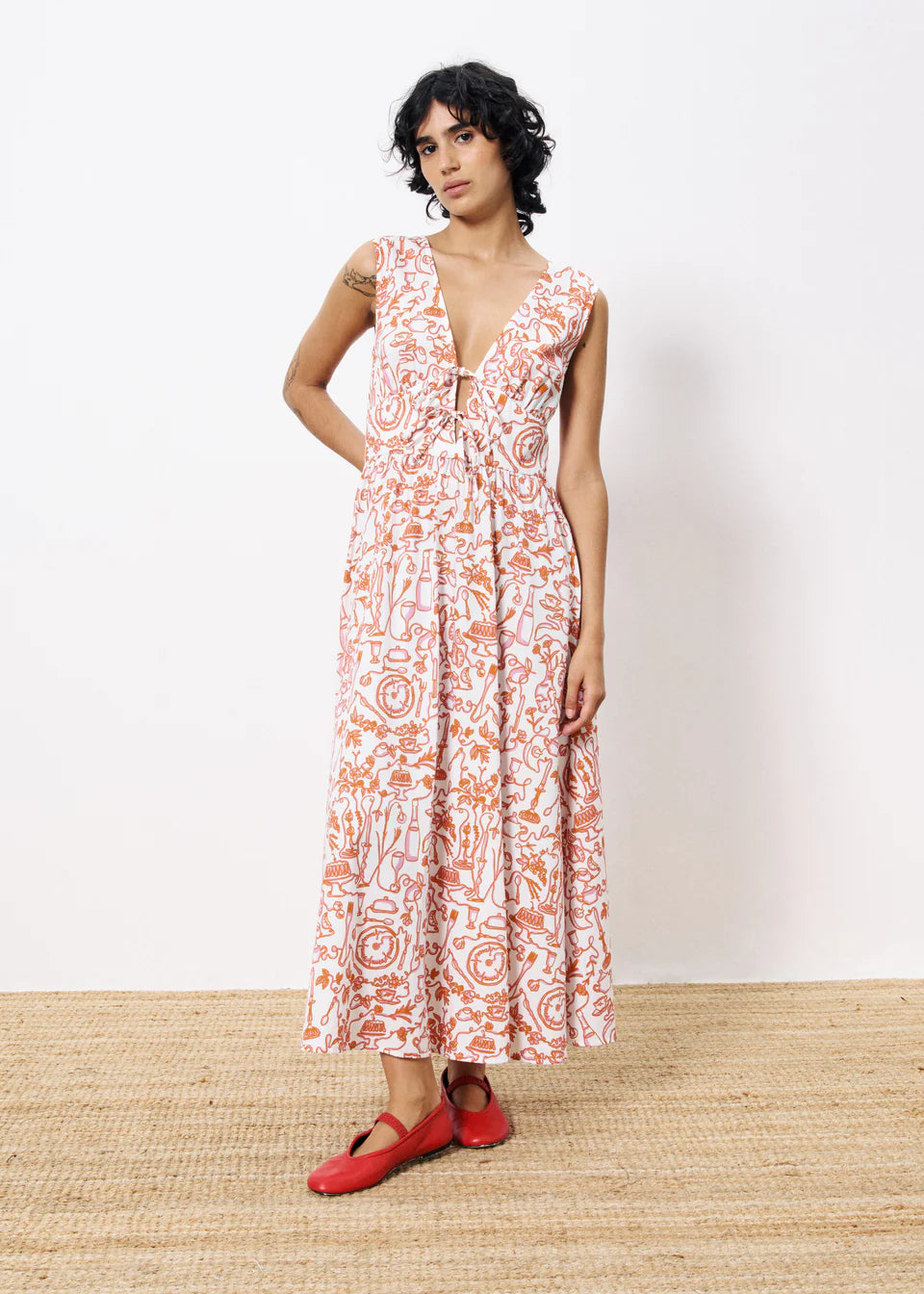 The Paulonie Dress in Set Table Print