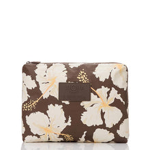 The Tahaa Mid Pouch in Coconut