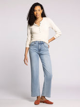 The Avery High Rise Straight in Light Wash