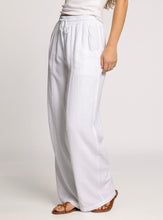 The Solana Pants in White