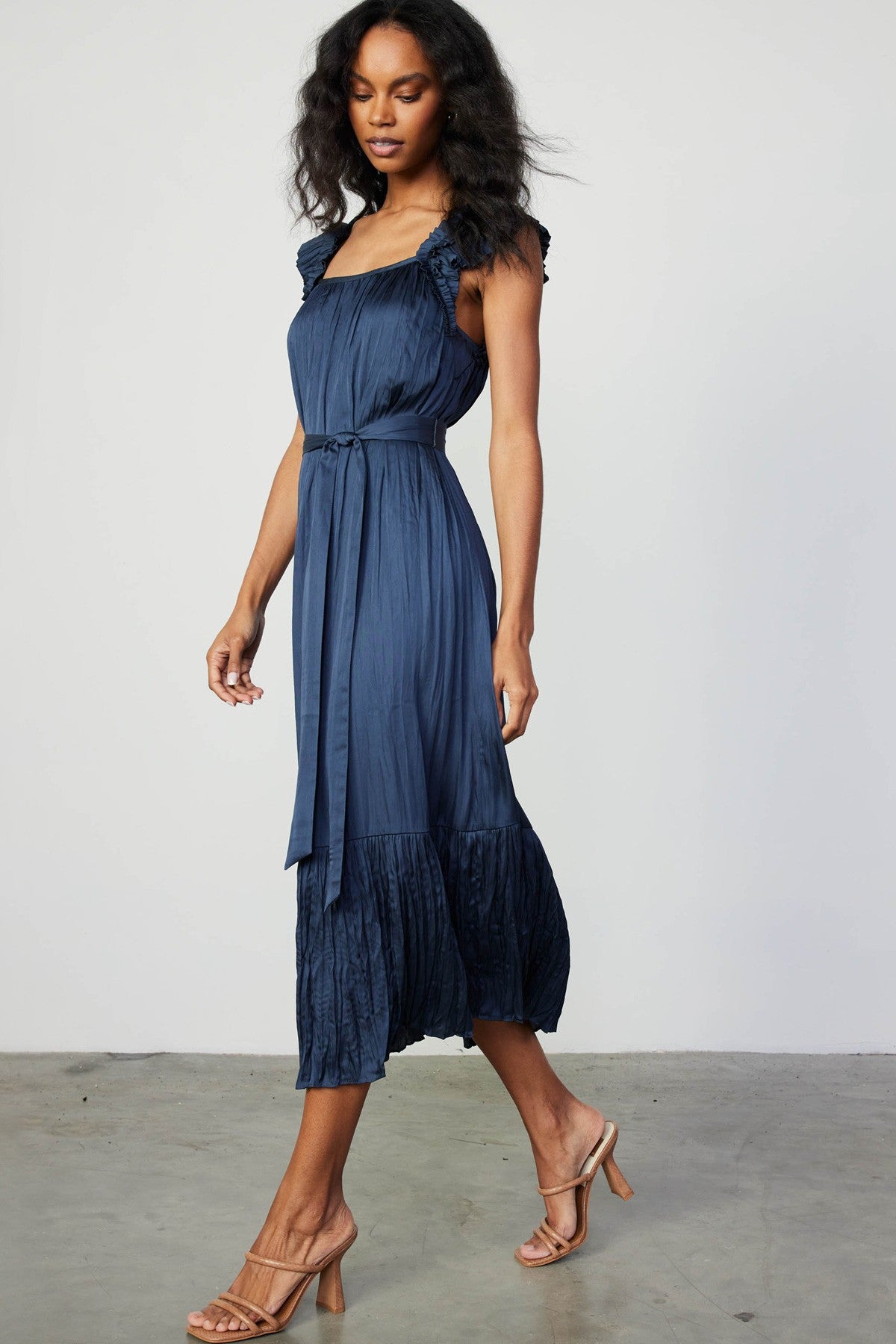 The Yumi Dress in Slate Navy